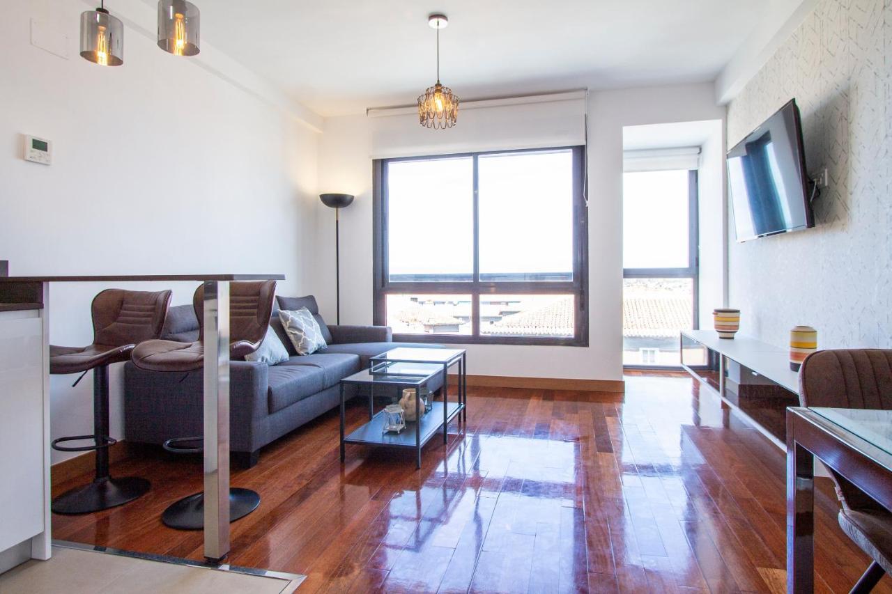 Apartamentos Castilla Luz Business Madrid Buitenkant foto