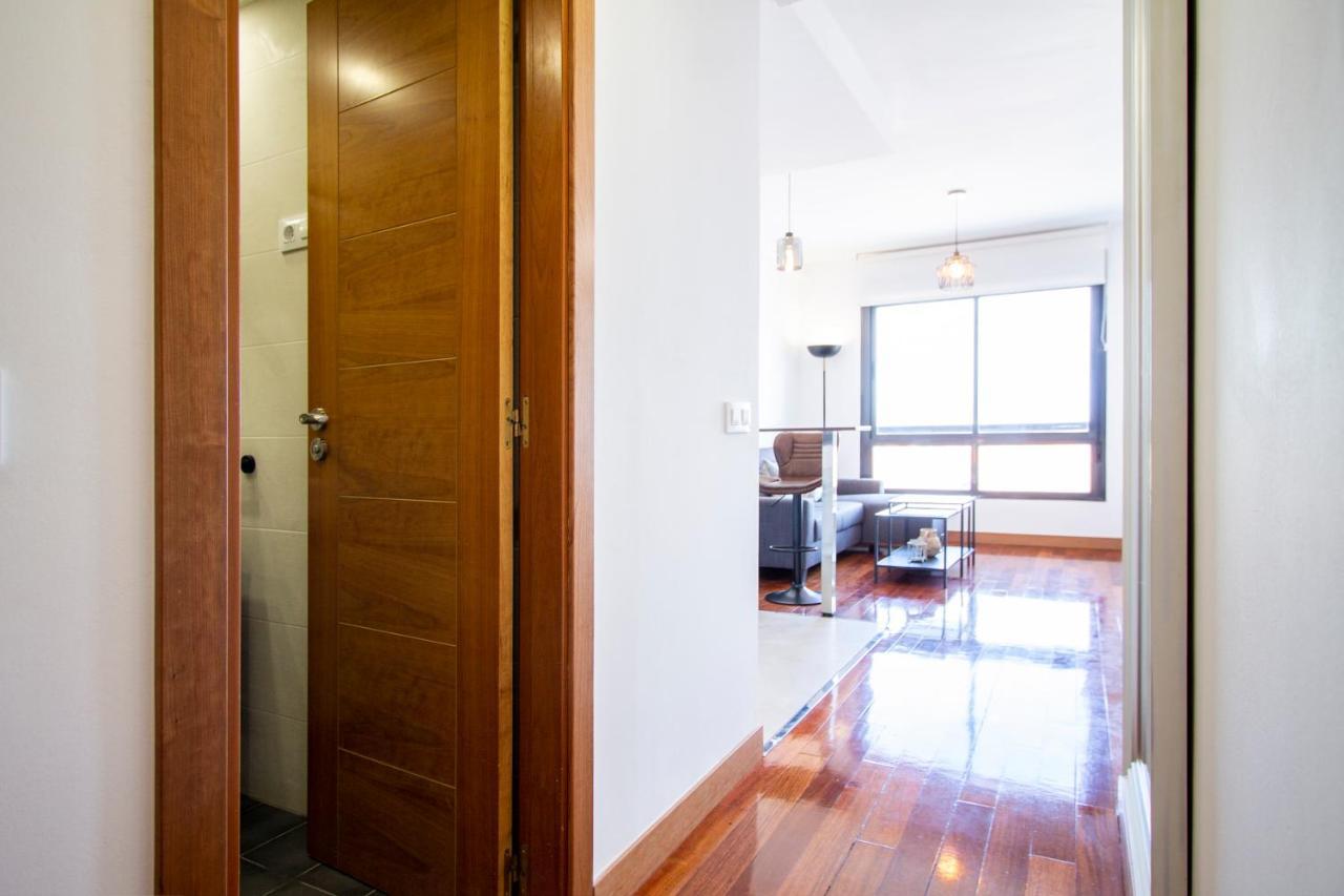 Apartamentos Castilla Luz Business Madrid Buitenkant foto