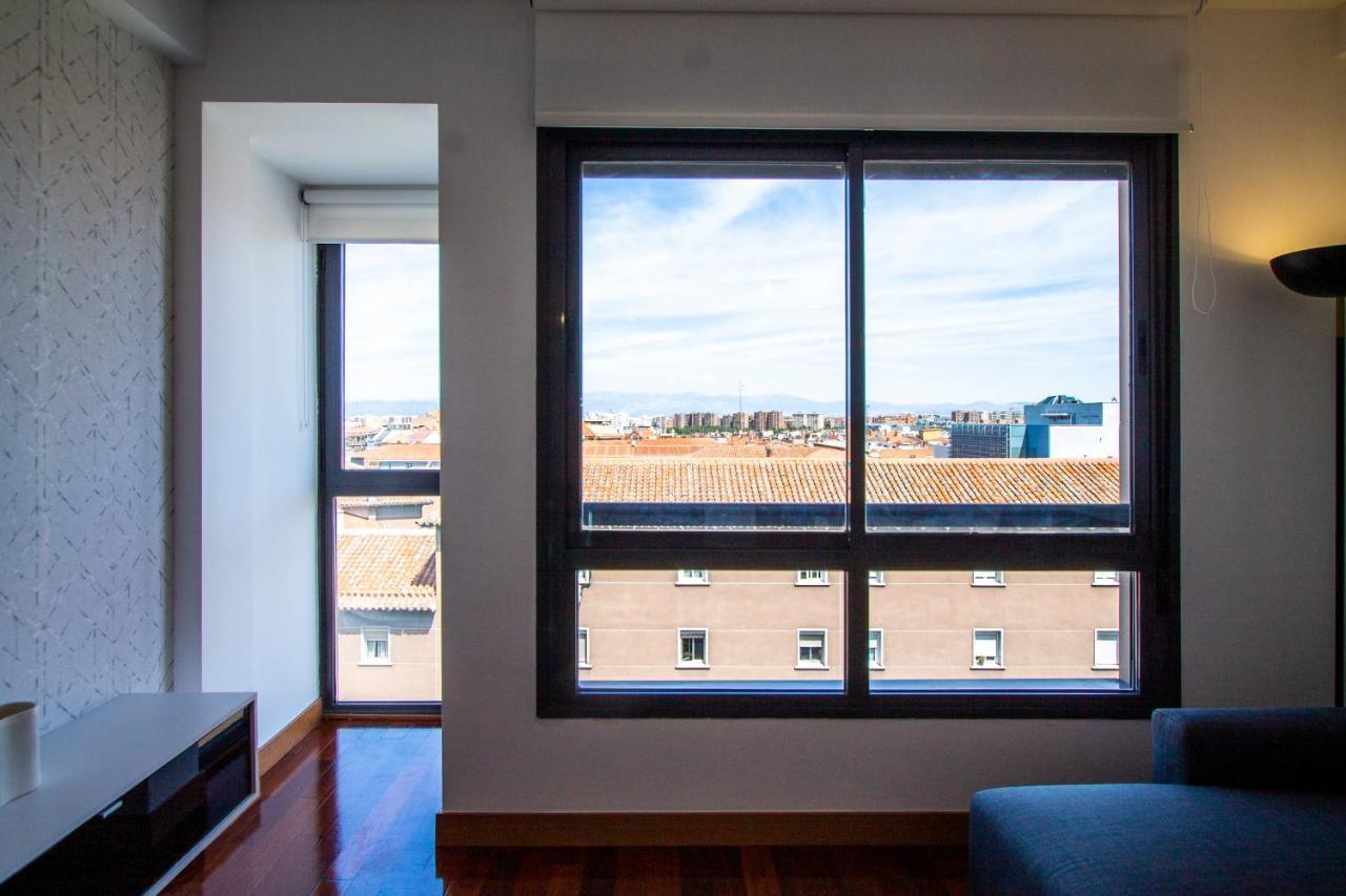 Apartamentos Castilla Luz Business Madrid Buitenkant foto