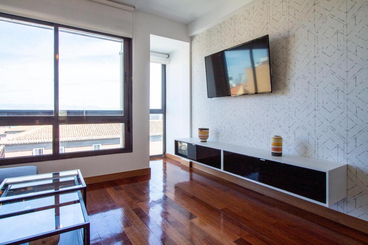 Apartamentos Castilla Luz Business Madrid Buitenkant foto