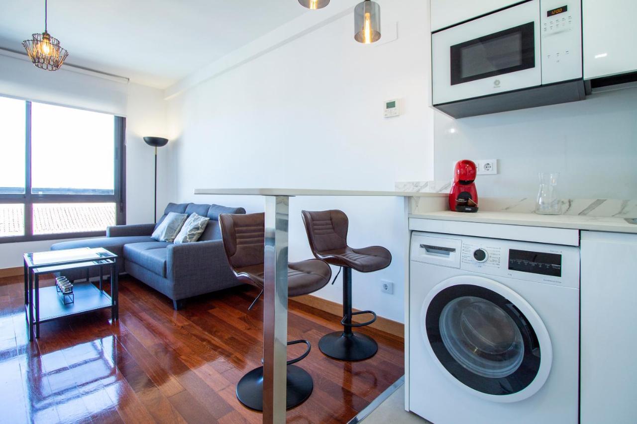 Apartamentos Castilla Luz Business Madrid Buitenkant foto