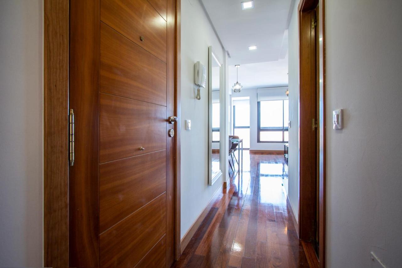Apartamentos Castilla Luz Business Madrid Buitenkant foto